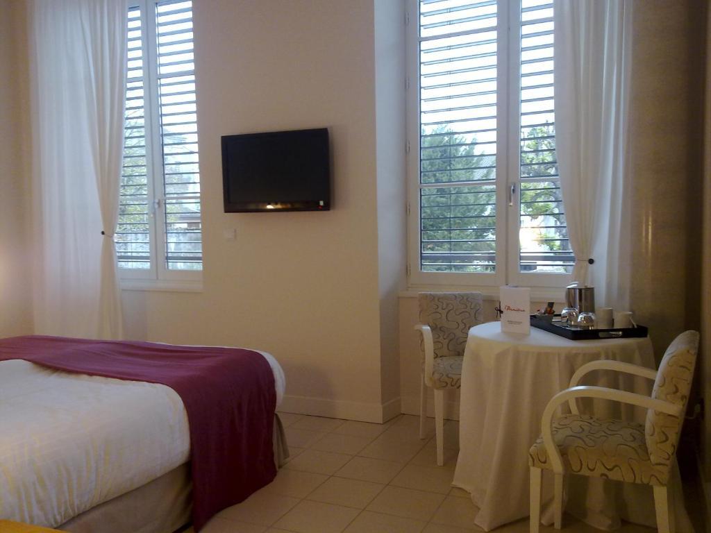 L'Armateur Hotel Moissac Phòng bức ảnh