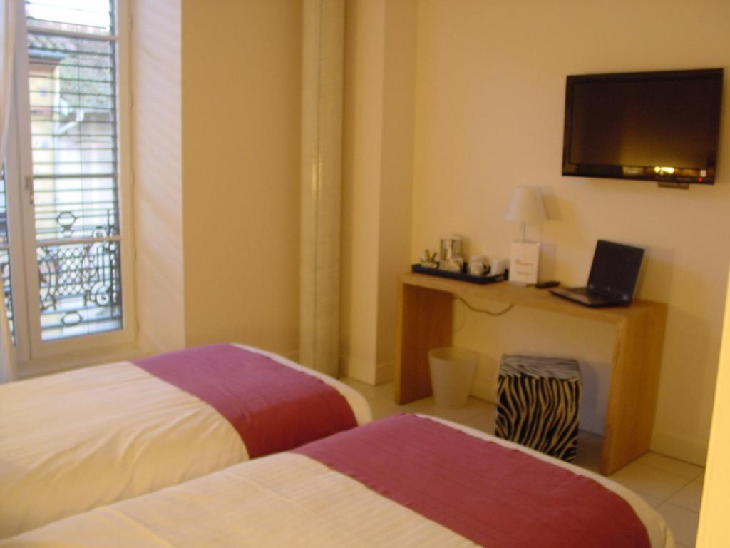 L'Armateur Hotel Moissac Phòng bức ảnh