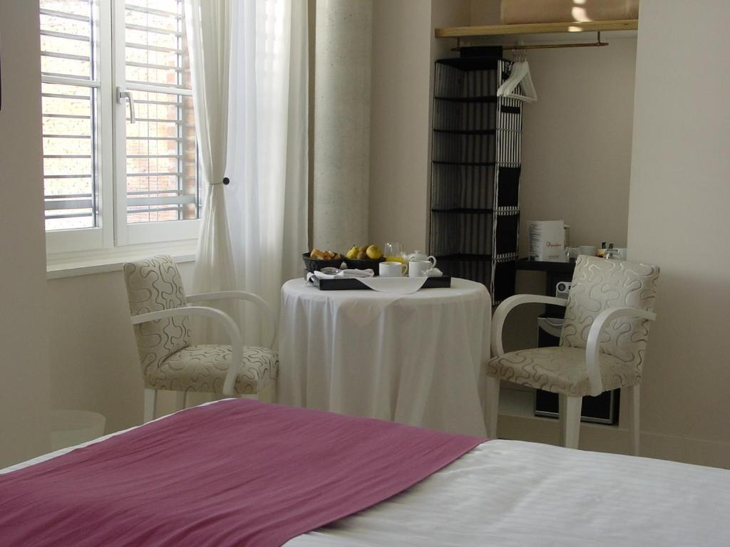 L'Armateur Hotel Moissac Phòng bức ảnh